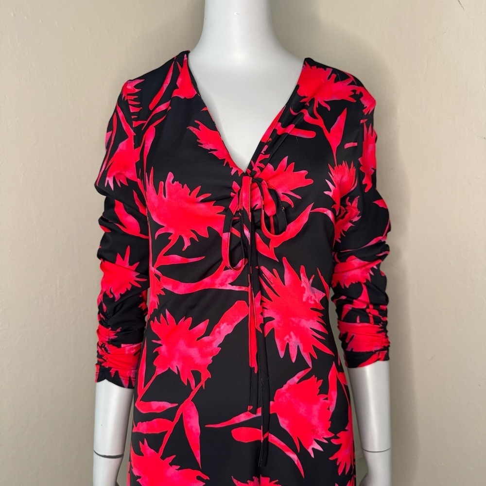 ARTIGLI Bold Floral Print Mini Dress Silky Polyester Made In Italy Size 40 (4) - Picture 5 of 16
